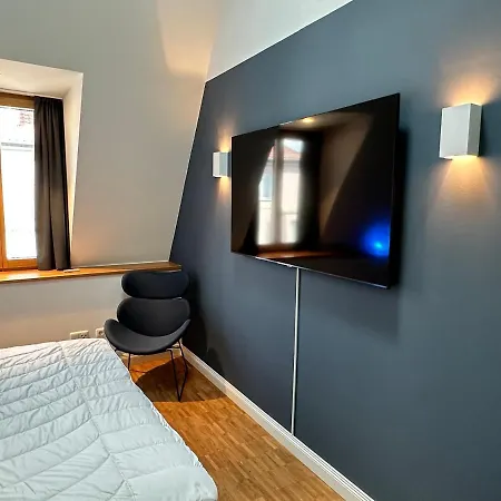 Trulyaugsburg — Spacious, Modern & Bright Apartament