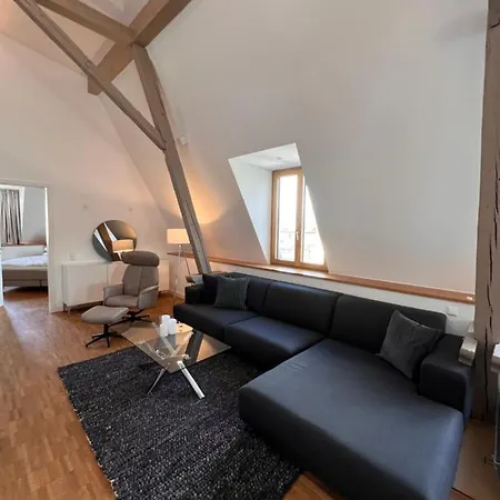 Trulyaugsburg — Spacious, Modern & Bright Apartament